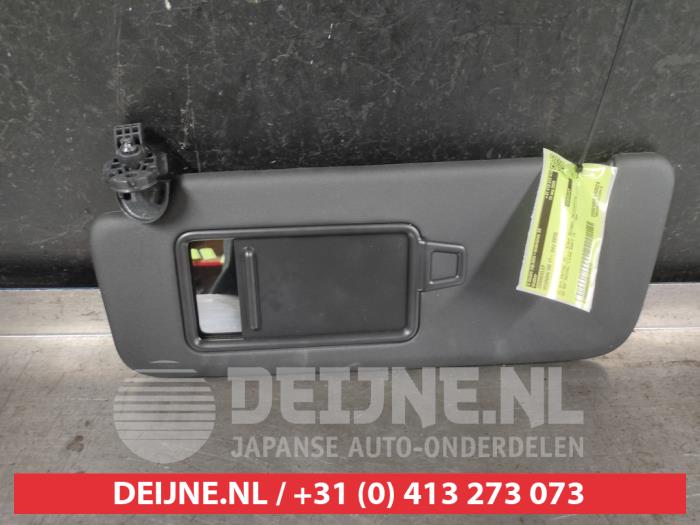 Hyundai I30 Zonneklep O743613