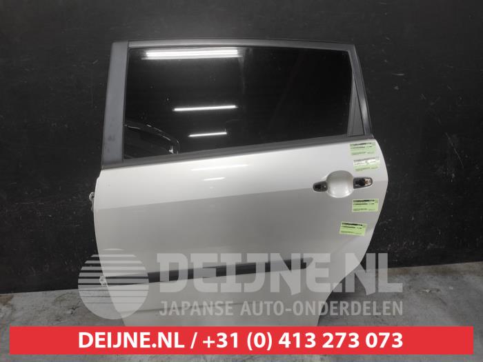 Toyota Corolla Verso Tür 4-türig links hinten O743635