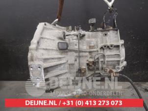 Toyota Verso Versnellingsbak O743618 foto 3