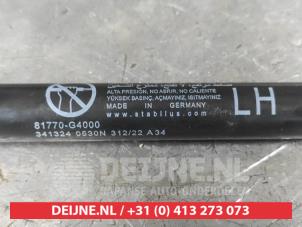 Hyundai I30 Gasdemper links-achter O743626 foto 2