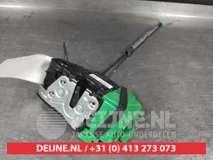 Hyundai I30 Front door lock mechanism 4-door, right O743659 photo 2