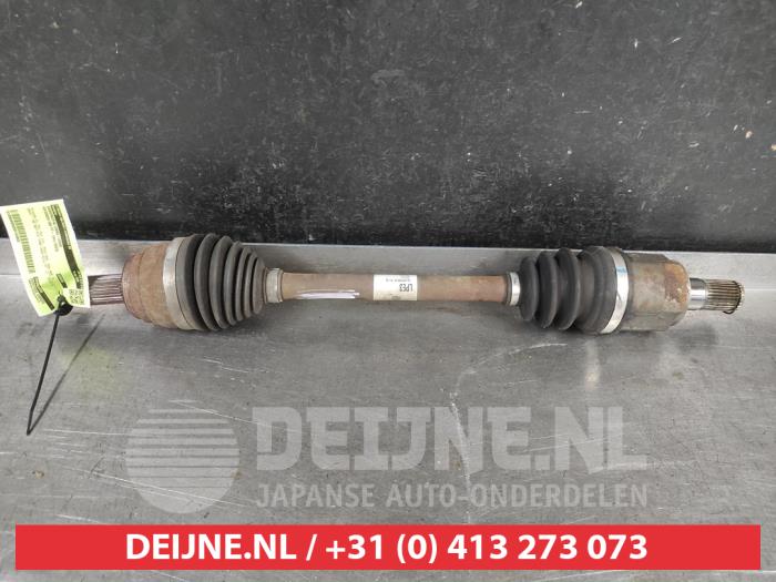 Hyundai I30 Front drive shaft, left O743662