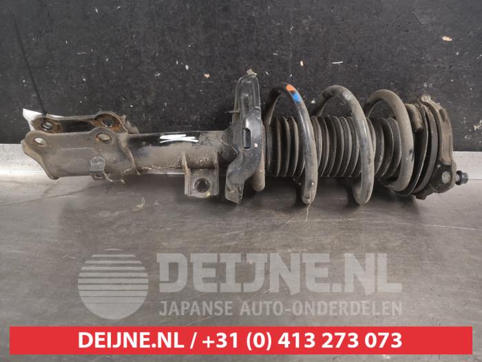 Hyundai I30 Stoßdämpferstrebe links vorne O743671