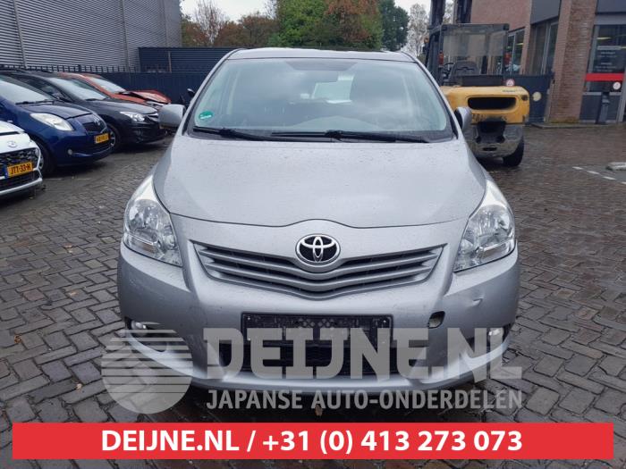 Toyota Verso Grille O743692