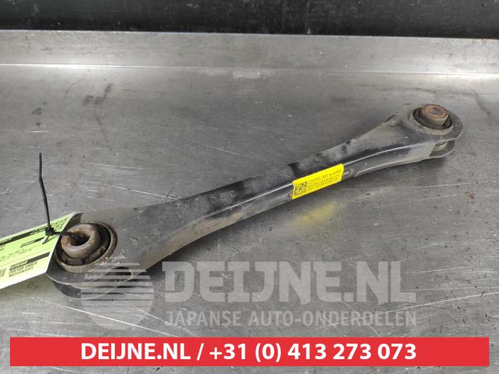 Hyundai I30 Rear wishbone, left O743682