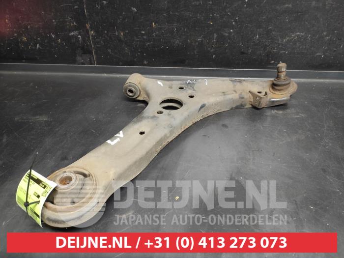 Kia Picanto Draagarm onder links-voor O743770
