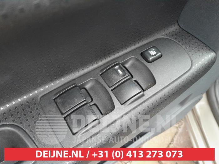 Mitsubishi Colt Kombischalter Fenster O743780