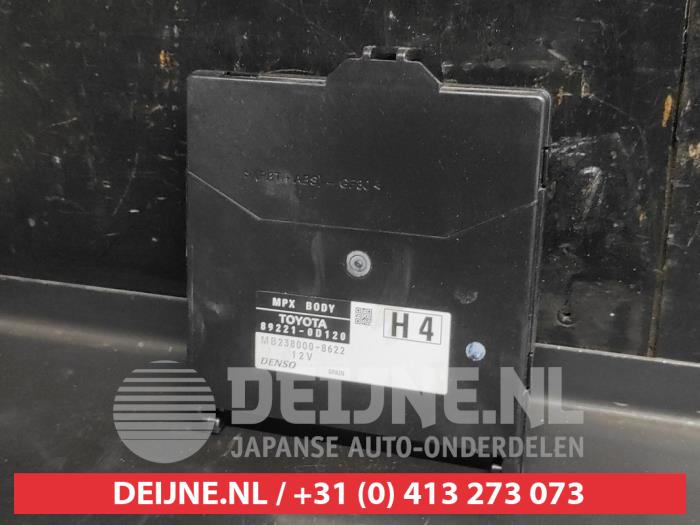 Toyota Yaris Steuergerät Body Control O743824