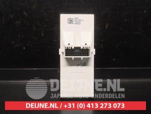 Hyundai Bayon Multi-functional window switch O743839 photo 2