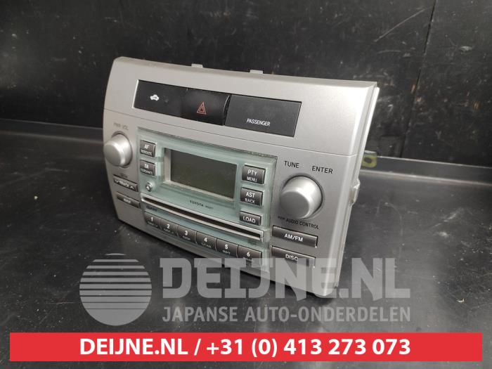 Toyota Corolla Verso Radio O743919