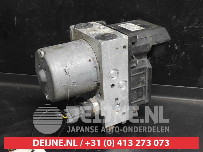 Toyota Corolla Verso ABS Pumpe O743939
