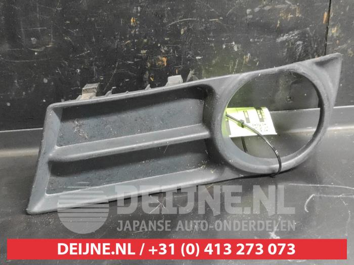 Toyota Corolla Verso Stoßstangenreflektor links vorne O743955