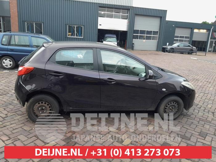 Mazda 2 Portier 4Deurs rechts-voor O743978