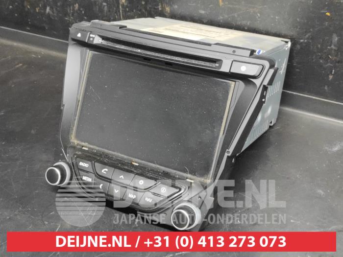 Hyundai I40 Radio O743996