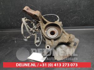 Hyundai I40 Knuckle, front left O744036 photo 2