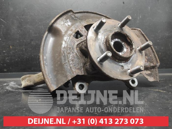 Toyota Verso Fusee links-voor O744060