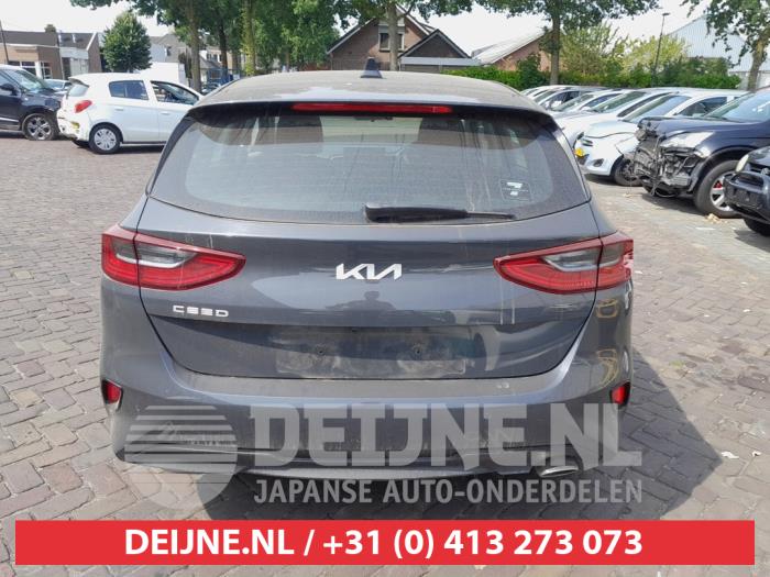 Kia Ceed Achterklep O744108
