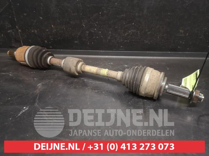 Hyundai Bayon Aandrijfas links-voor O744133