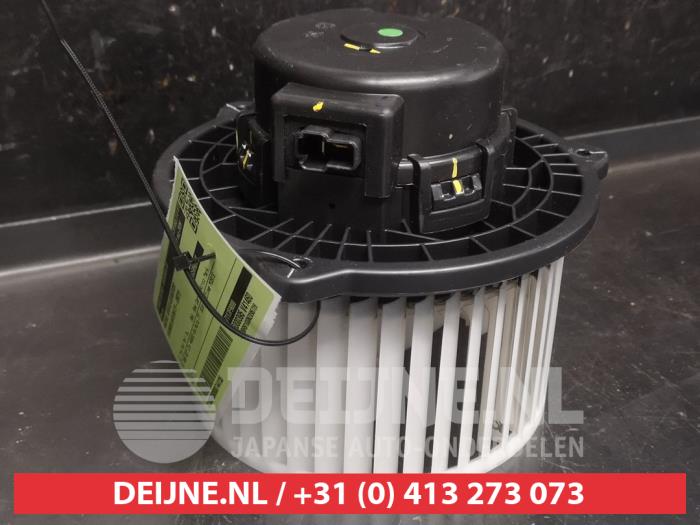 Hyundai Bayon Heizung Belüftungsmotor O744135