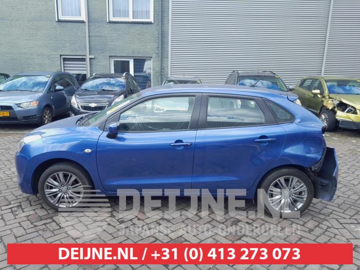 Suzuki Baleno Tür 4-türig links vorne O744172