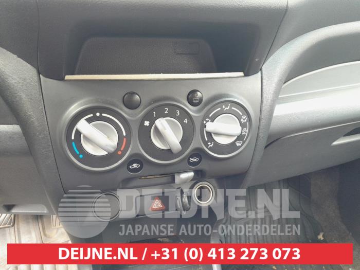 Suzuki Alto Kachel Bedieningspaneel O744270