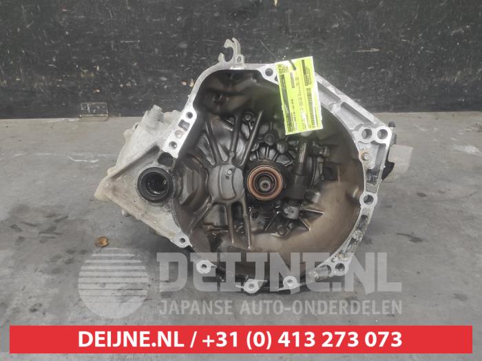 Toyota Yaris Getriebe O744279