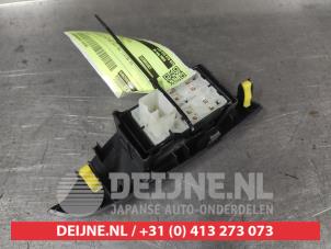 Toyota Aygo Multi-functional window switch O744293 photo 2