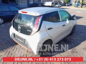 Toyota Aygo Taillight, right O744304 photo 3