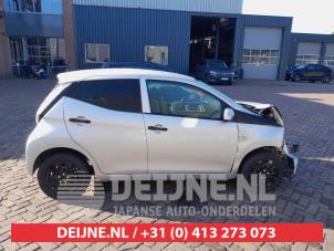 Toyota Aygo Tür 4-türig rechts vorne O744312 foto 2
