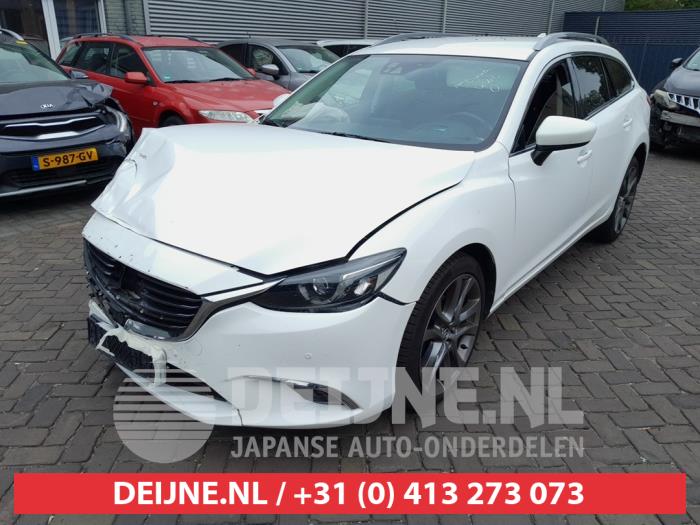 Mazda 6 Kotflügel links vorne O744344