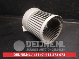 Nissan X-Trail Kachel Ventilatiemotor O744407 foto 2