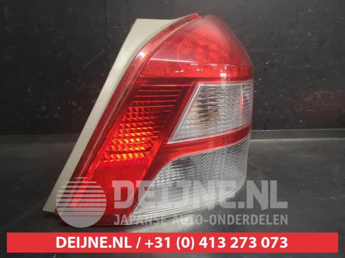 Toyota Yaris Taillight, right O744429