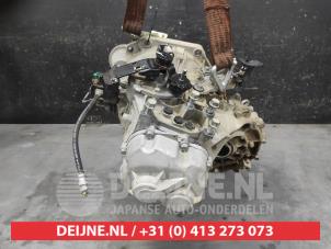 Kia Ceed Gearbox O744410 photo 2