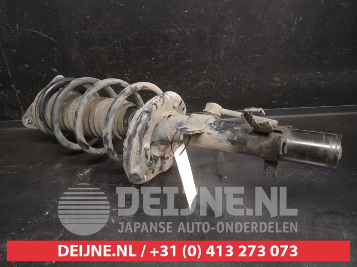 Nissan X-Trail Stoßdämpferstrebe rechts vorne O744445