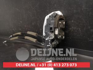 Nissan X-Trail Rear door lock mechanism 4-door, left O744449 photo 2