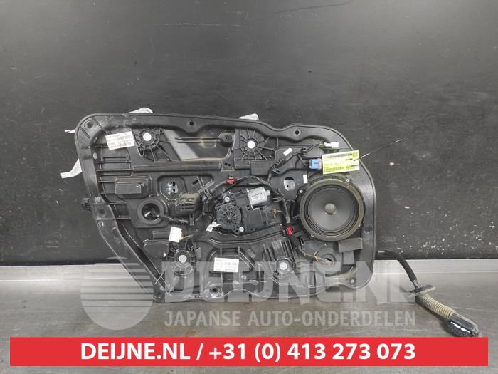 Kia Ceed Ruitmechaniek 4Deurs links-voor O744474