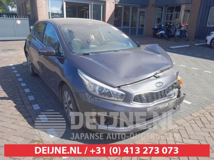 Kia Ceed Scherm rechts-voor O744496