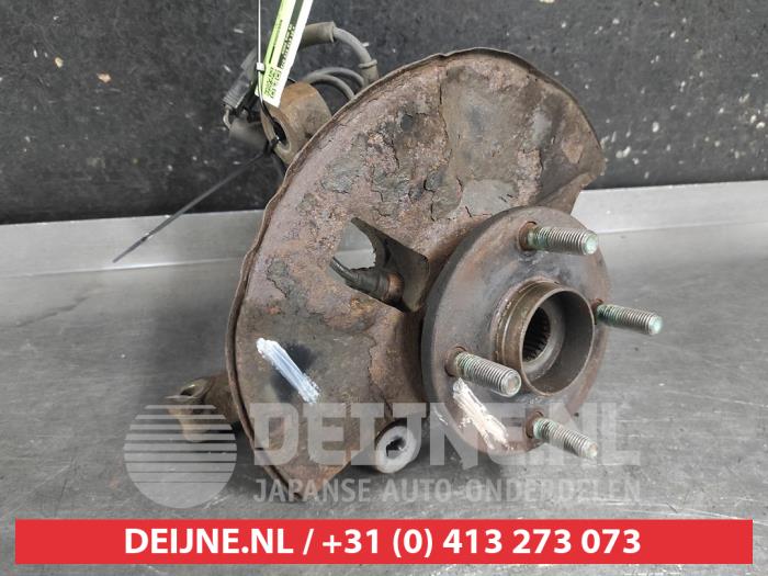 Mazda 2 Fusee links-voor O744508