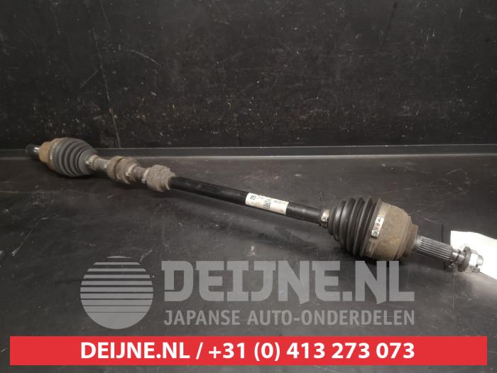 Nissan Micra Front drive shaft, right O744523