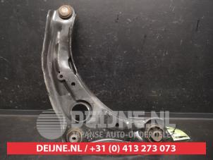 Nissan Micra Front lower wishbone, left O744522 photo 2