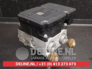 Suzuki Alto ABS pump O744652 photo 2