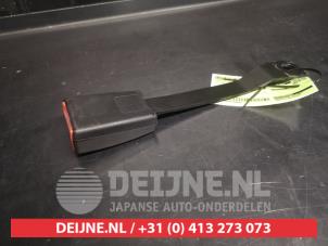 Suzuki Alto Front seatbelt buckle, right O744659 photo 2