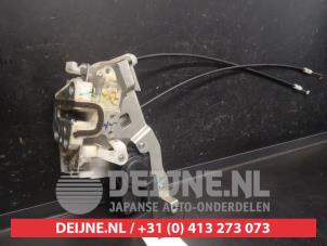 Suzuki Alto Door lock mechanism 4-door, front left O744665 photo 2
