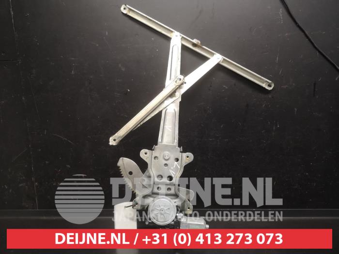 Suzuki Alto Fenstermechanik 4-türig links vorne O744666