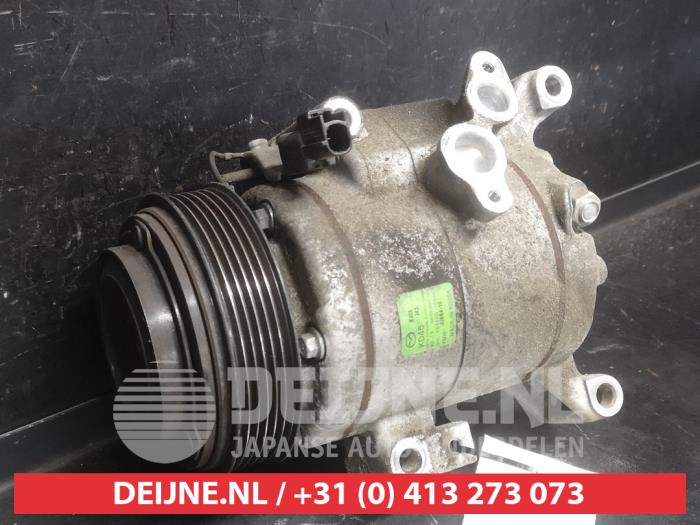 Mazda 6 Air conditioning pump O744760