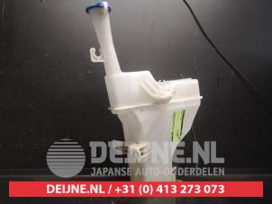 Kia Rio Scheibensprühertank vorne O744831 foto 2