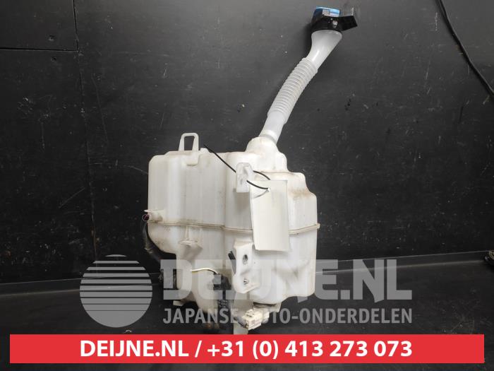 Mazda 6 Scheibensprühertank vorne O744843