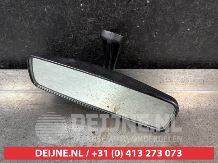 Toyota Yaris Innenspiegel O744981