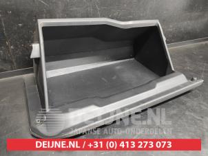 Toyota Auris Handschuhfach O745044 foto 3