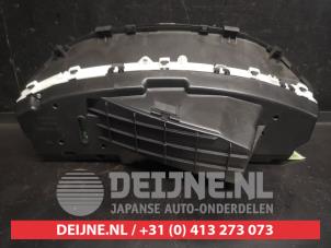 Toyota Yaris Tacho - Kombiinstrument KM O745149 foto 2